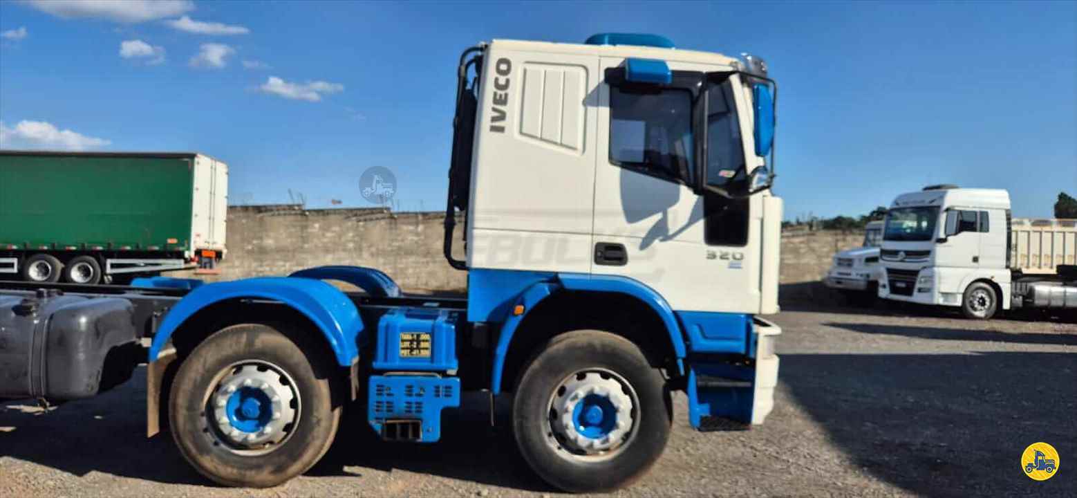 CAMINHAO IVECO ECCURSOR 450E32 Baú Sider BiTruck 8x2 Rebocks LIMEIRA SÃO PAULO SP